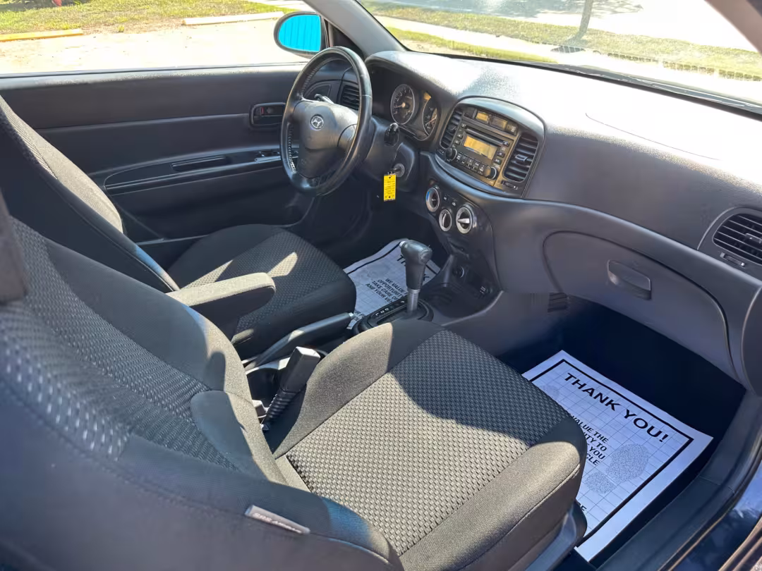 2007 Hyundai Accent - KMHCN36C67U050191 - Image #6